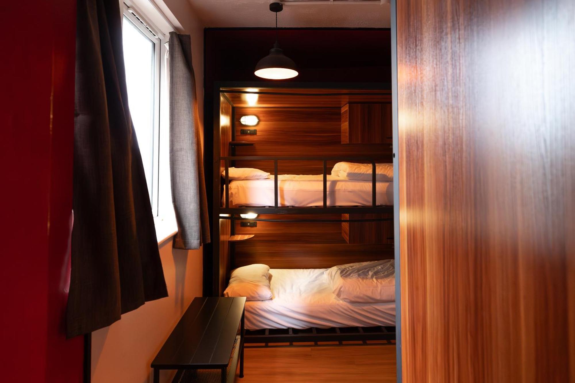 Bed 4-Bed Dormitory Room