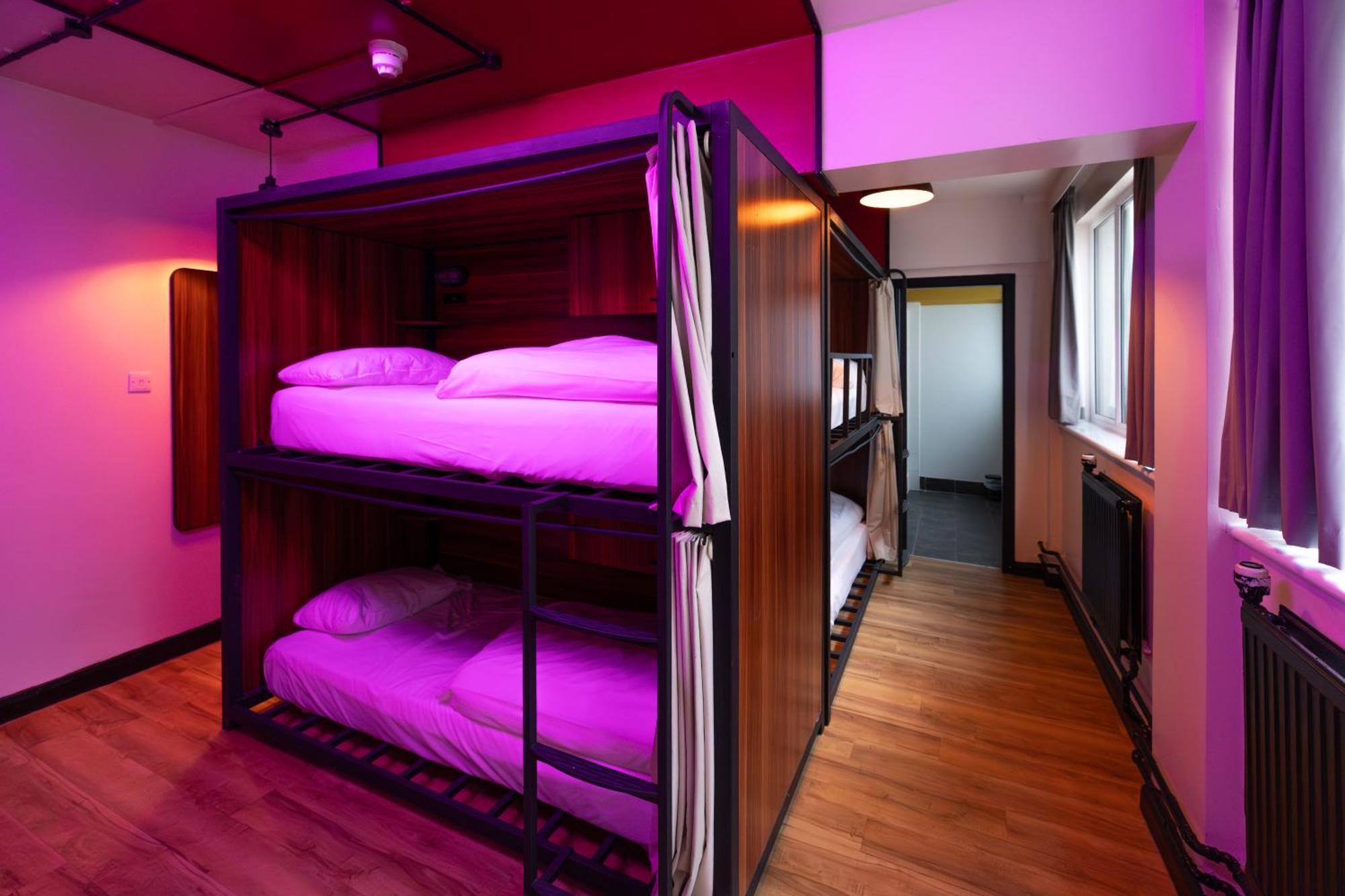 Bed 4-Bed Dormitory Room